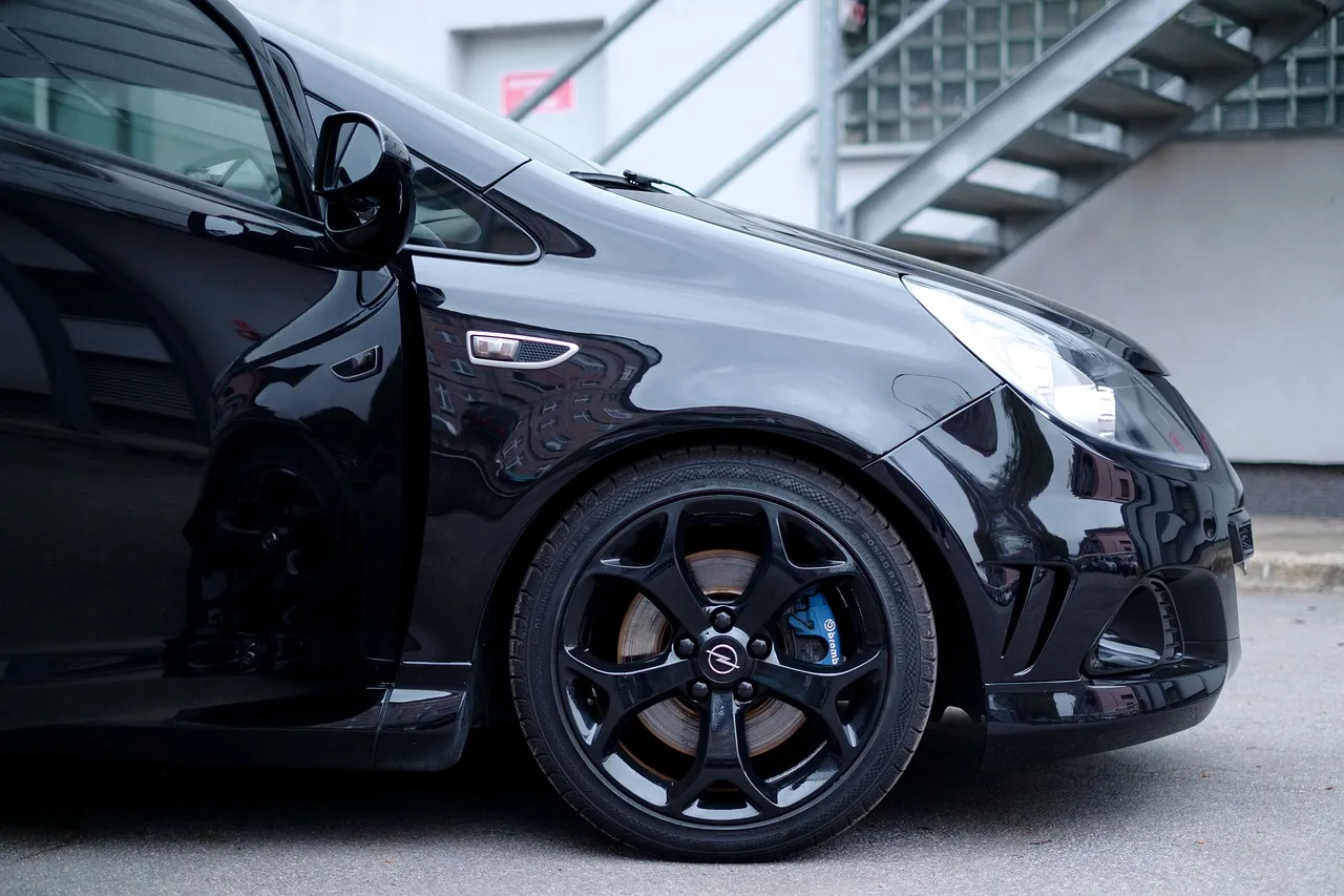 Tuning wnętrza BMW – jakie zmiany warto wprowadzić? motoryzacja (102)